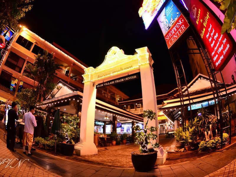 曼谷 西隆村旅店酒店 外观 照片