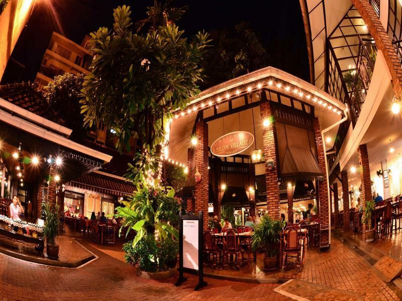 曼谷 西隆村旅店酒店 外观 照片